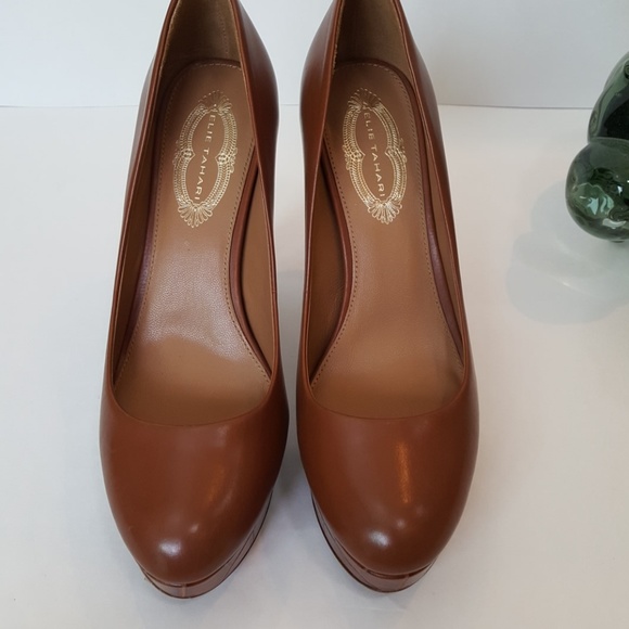 Elie Tahari Tan Platform Heels Size 38.5 - Picture 4 of 8